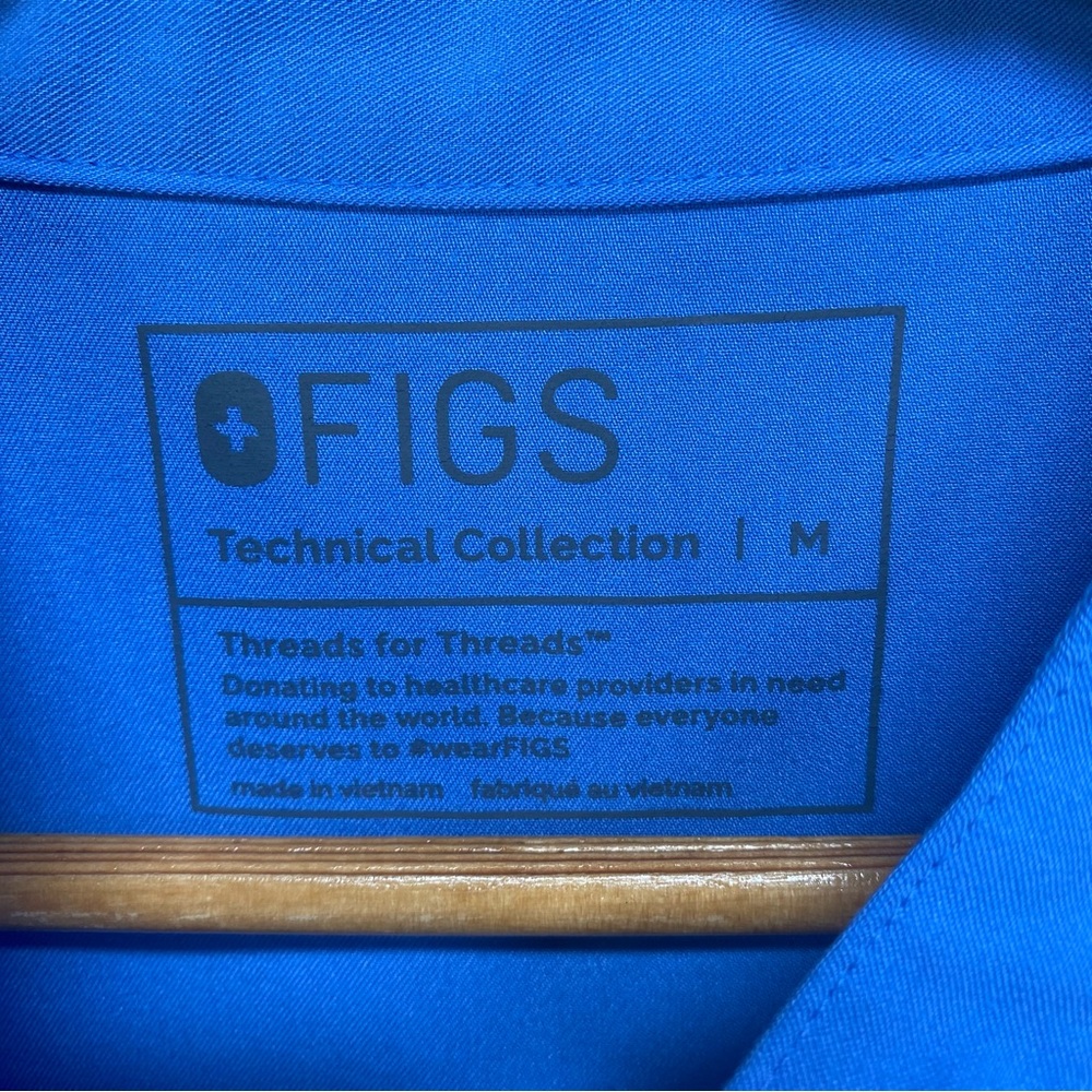 Figs Women's Cap-Sleeve Scrub Top in Bright Blue - Picture 13 of 16